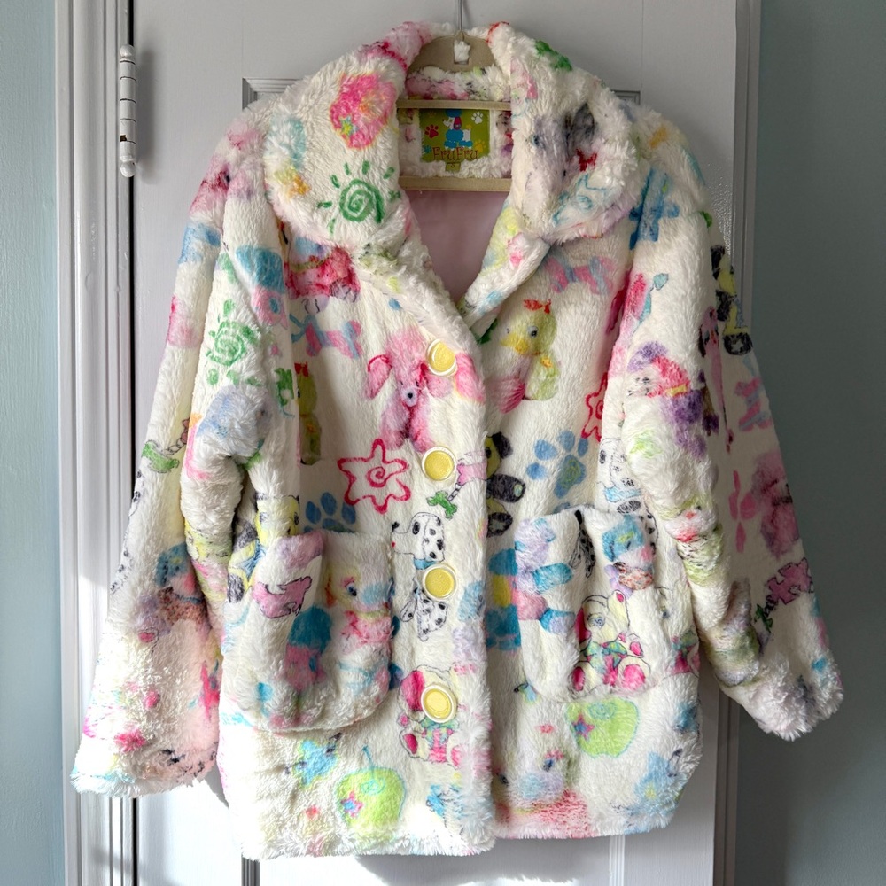 Kawaii Cute Pastel Vintage Animal Fur Coat. Size S. Never worn.